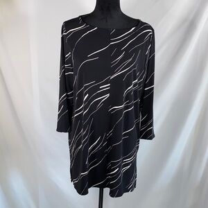 Alfani Geometric Tunic Blouse L Black White Abstract Print 3/4 Sleeve Knit Top